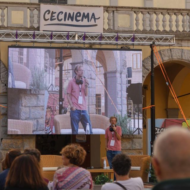Proiezione in piazza